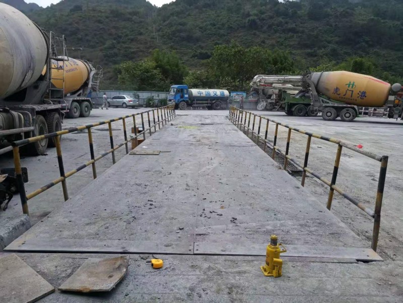 清遠(yuǎn)廣連高速陽(yáng)山段二手地磅安裝