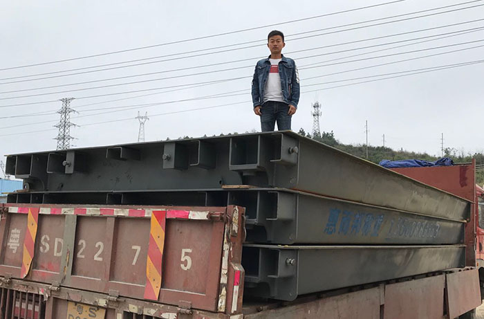 廣東清遠(yuǎn)英德廣連高速攪拌部