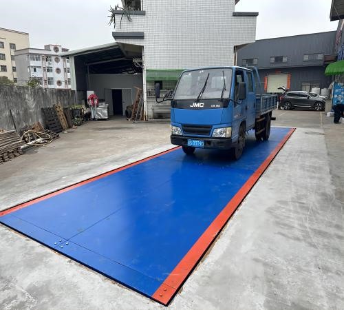 東莞申一模胚60噸地磅